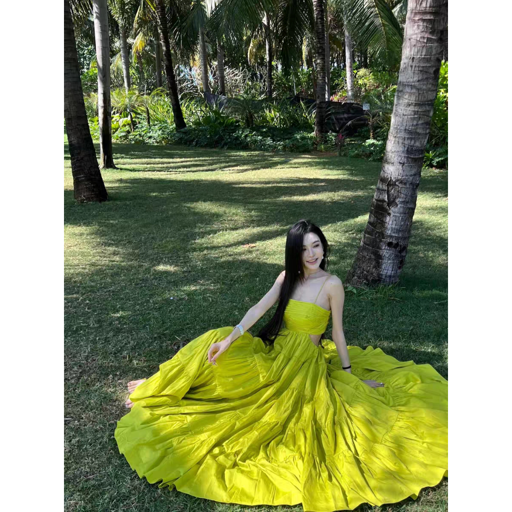 Váy maxi xanh chuối cut out eo lưng cực xinh - MS084