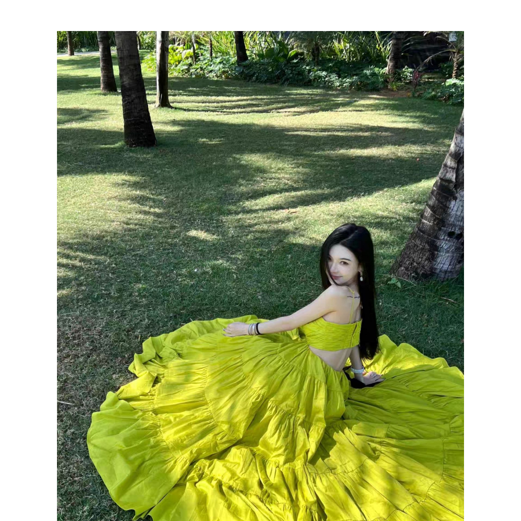 Váy maxi xanh chuối cut out eo lưng cực xinh - MS084