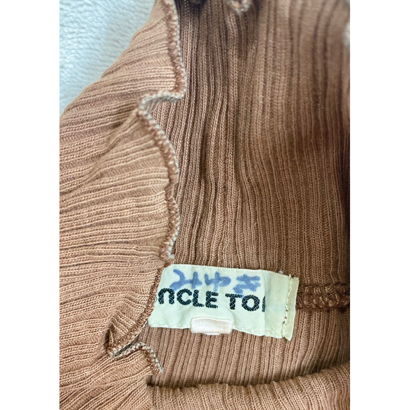 Áo thun 2hand cổ lọ bé gái