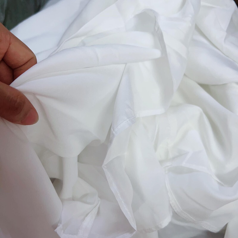 Đầm sơmi trắng