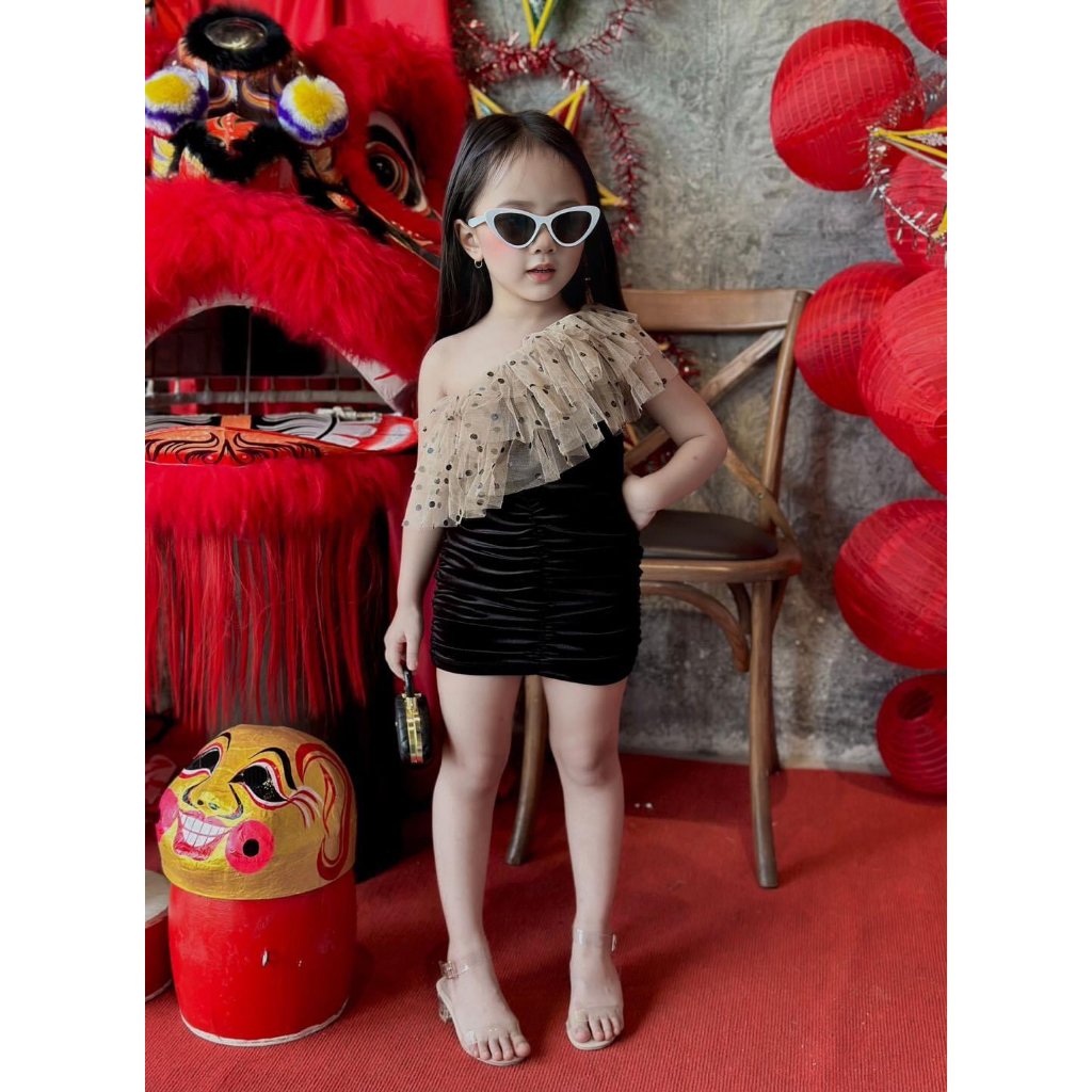 Váy body nhung phối lưới lệch vai sành điệu cho bé gái