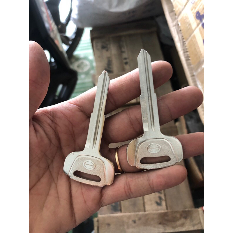 Phôi chìa khoá xe hino chuẩn zin cao cấp hàng nhập khẩu