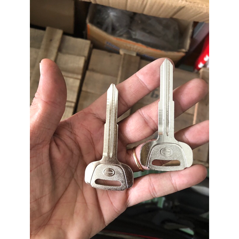 Phôi chìa khoá xe hino chuẩn zin cao cấp hàng nhập khẩu