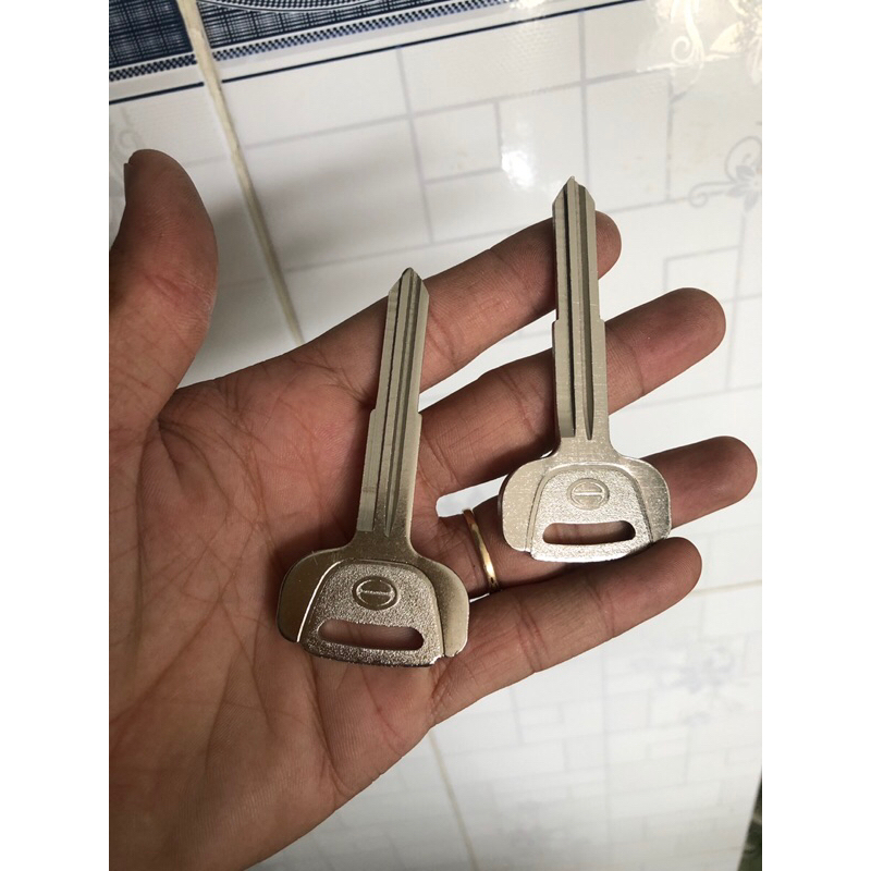 Phôi chìa khoá xe hino chuẩn zin cao cấp hàng nhập khẩu