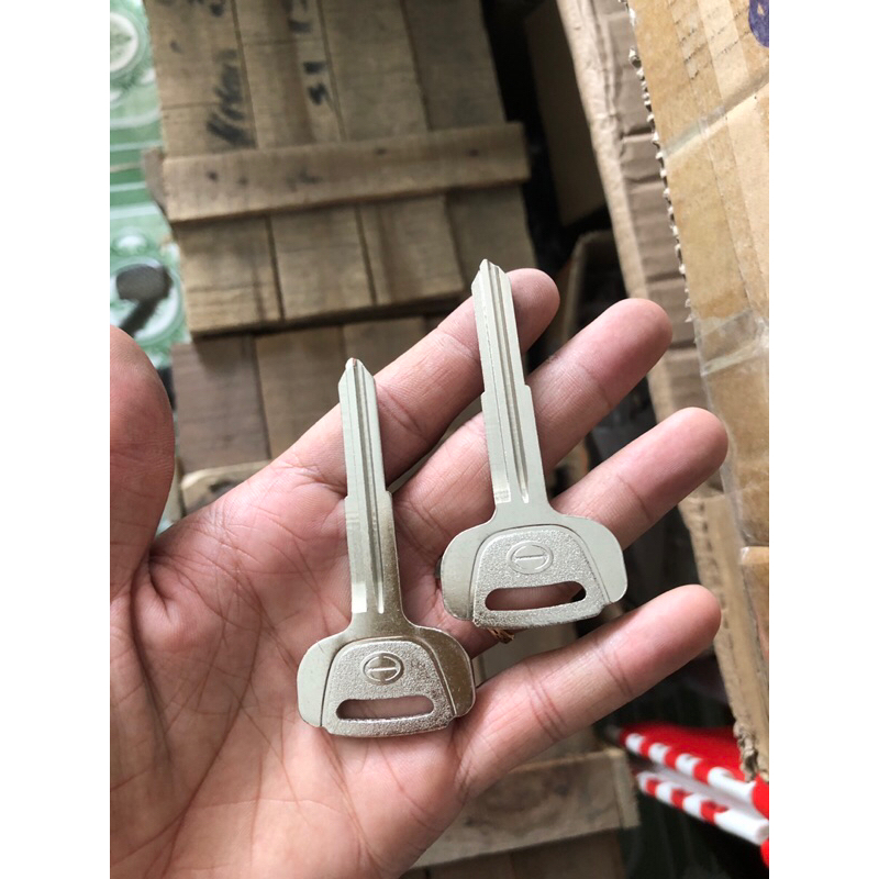 Phôi chìa khoá xe hino chuẩn zin cao cấp hàng nhập khẩu