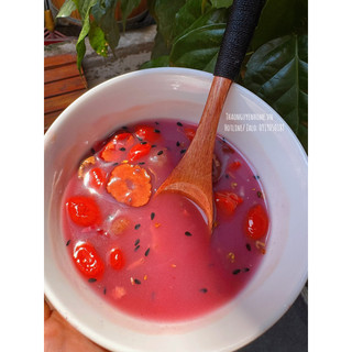 Chè tinh bột củ sen mát da