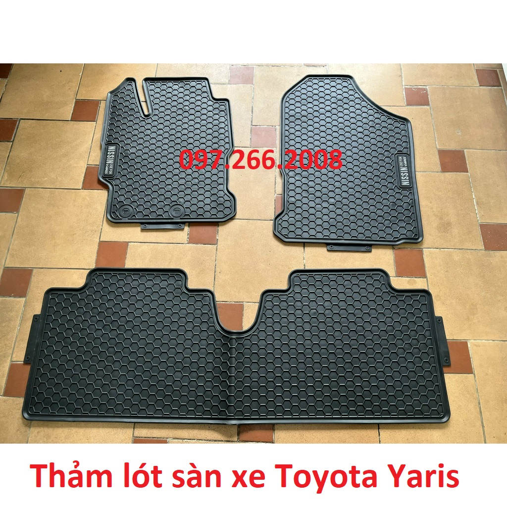 Thảm Lót Sàn Cao Su Đúc Cho Xe Toyota Yaris các đời - Hàng Không Mùi Không Thấm Nước