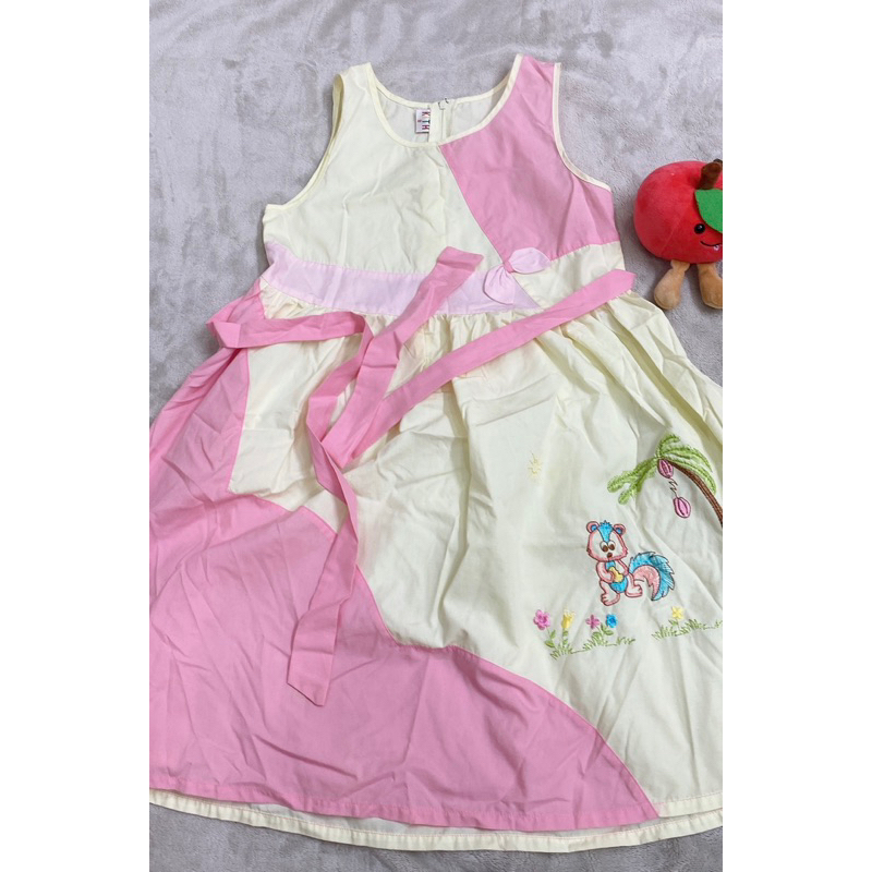 Đầm Hồng phối vàng bé gái