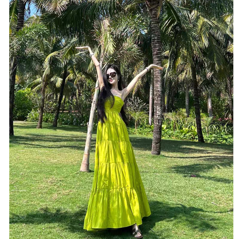 Váy maxi xanh chuối cut out eo lưng cực xinh - MS084