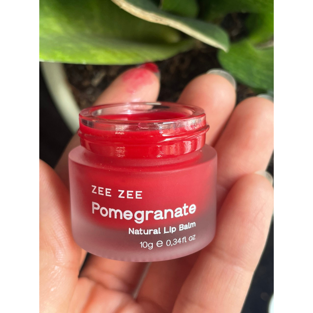 Dưỡng Môi Lựu Đỏ Zee Zee 10g Giúp Khử Thâm Và Căng Mọng