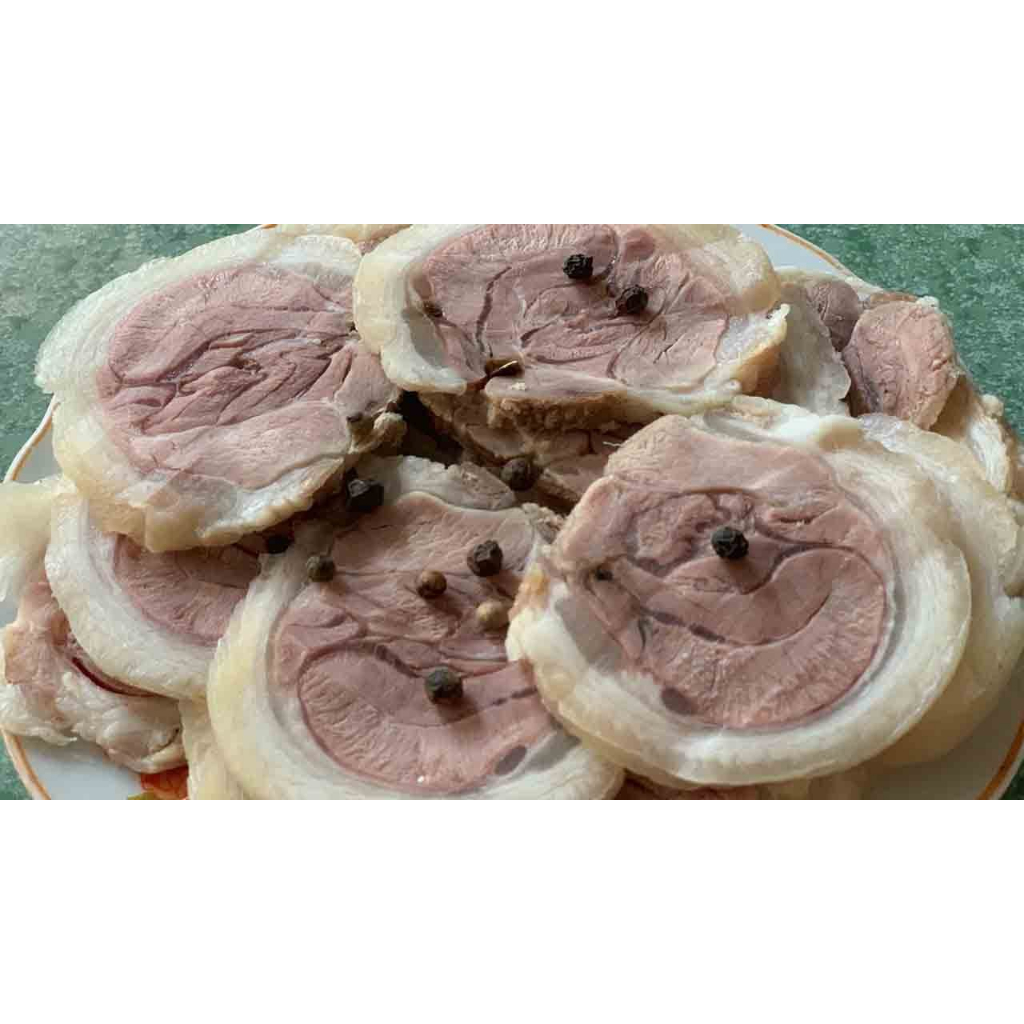 Thịt bắp giò heo CP khay 300gr  thịt heo CP tươi sạch