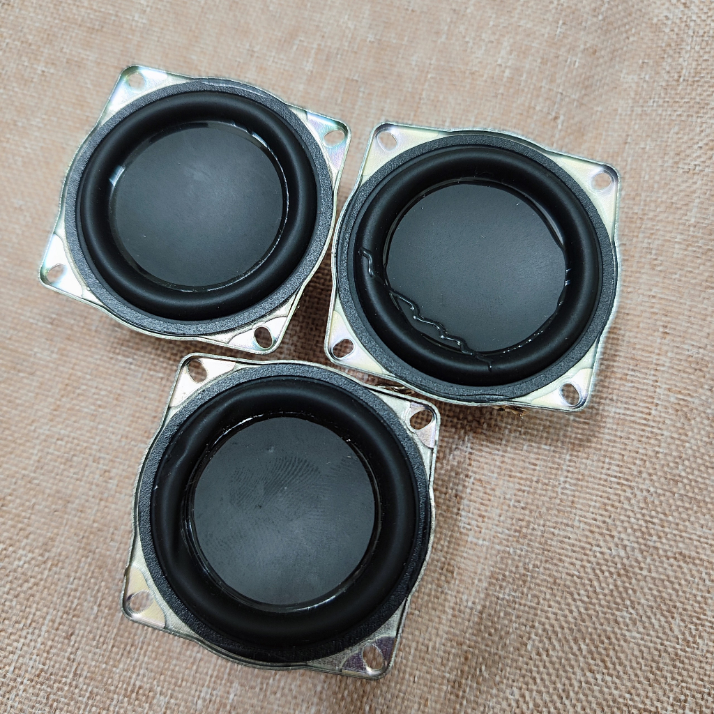 Loa go 2 JBL nhập bãi không rõ tình trạng