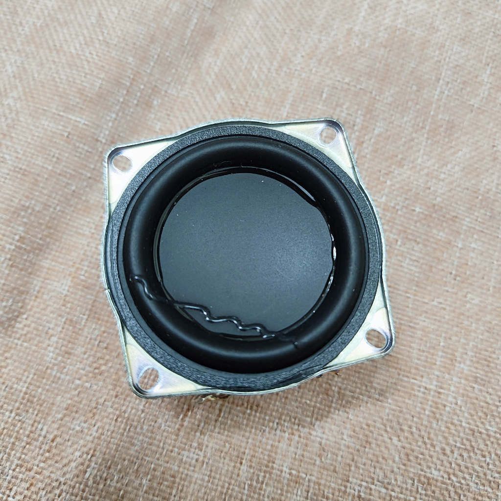 Loa go 2 JBL nhập bãi không rõ tình trạng