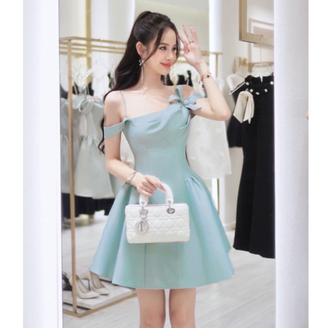 Đầm dự tiệc dáng ngắn phối nơ đá xinh xắn