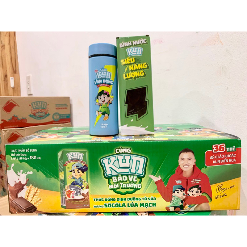 Tặng 1 bình nước - Thùng 12 lốc Kun socola 180ml