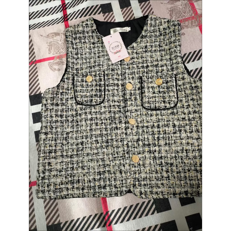 Áo Ghile Dạ Tweed Khuy Vàng Phong Cách Hàn Quốc Kèm Ảnh Thật