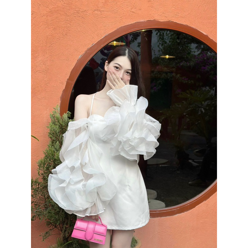 Váy cúp ngực tay bèo