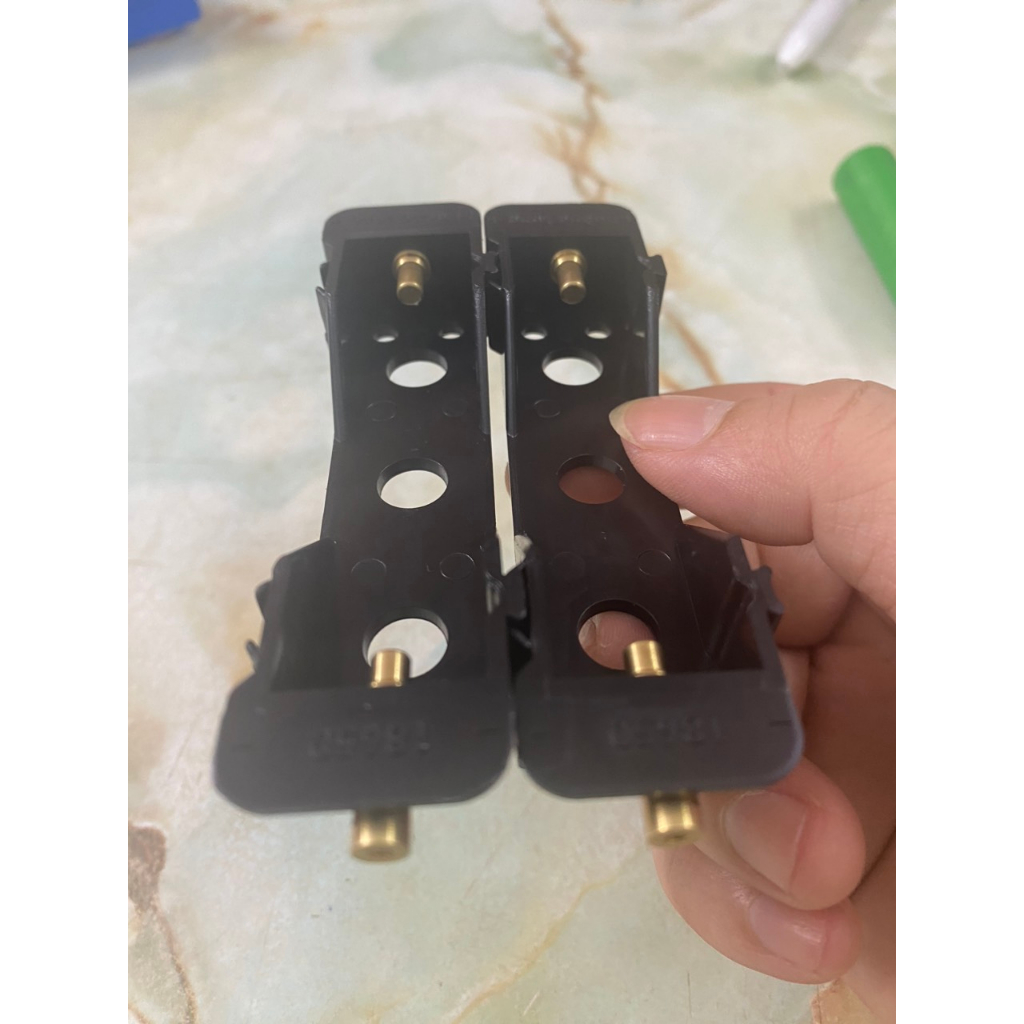 Khay cân bằng pin 18650 VIP