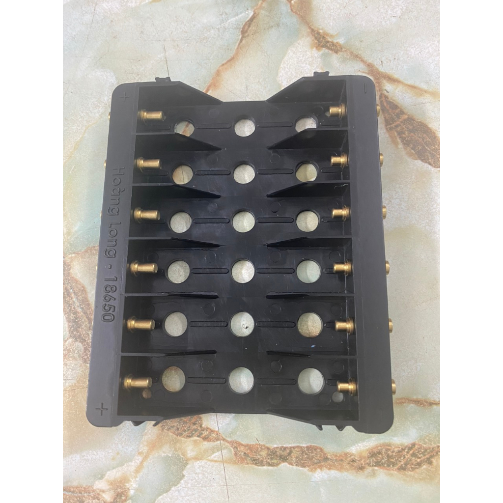 Khay cân bằng pin 18650 VIP