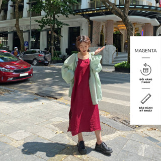  Váy yếm hai dây Magenta Yue dáng suông chất liệu tơ hai da nhẹ thoáng 