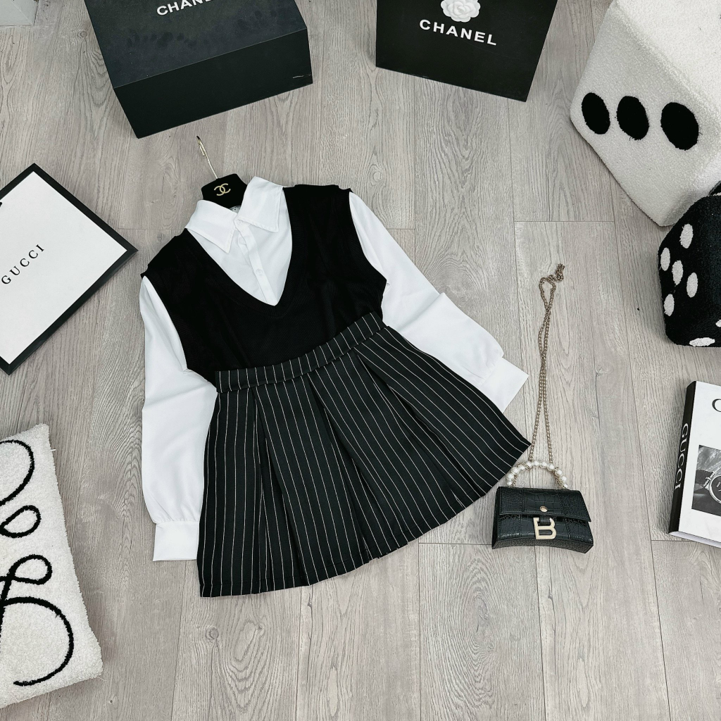 Set Áo Sơ Mi Thô Mềm Mix Ghile Len Cổ V Kèm Chân Váy Thô Kẻ Xoè Xếp Ly