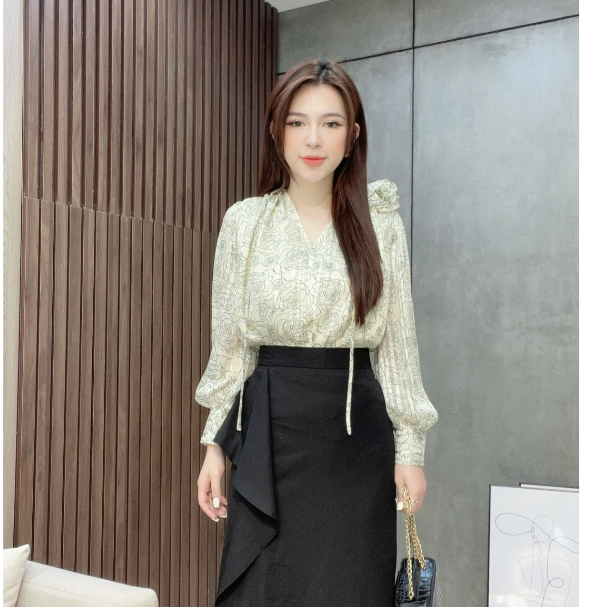 Áo Kiểu NữTơ Hoa Đính Vai Liin Clothing - PRI-S23