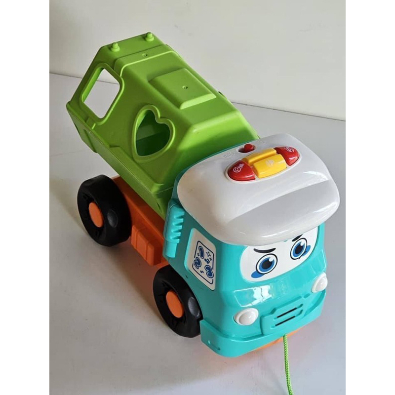 Xe chạy trớn thả khối Enfa