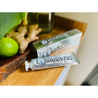Kem Đánh Răng Marvis Whitening Mint 85ml