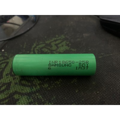 Pin Samsung 25R tháo khối xả cao