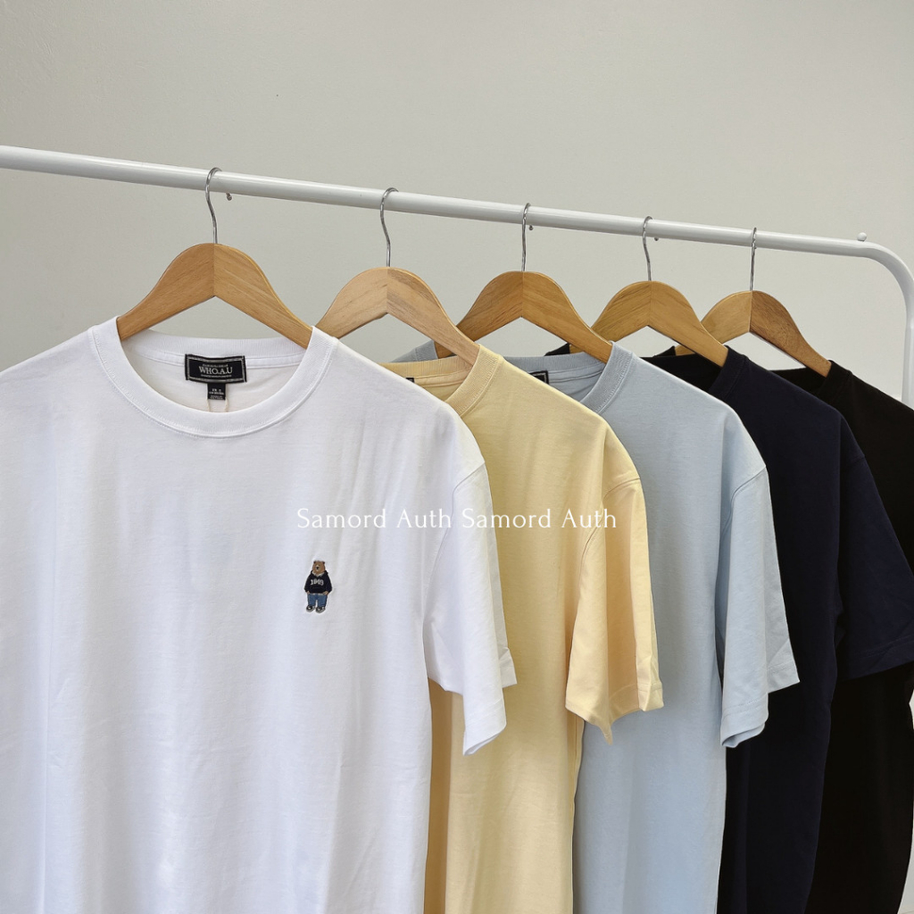 Áo thun Whoau thêu hình gấu sắc nét trước ngực WHRAD2311U trending chính hãng sale