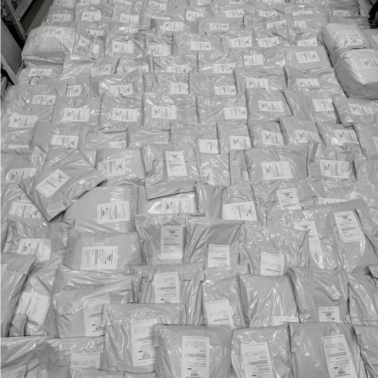 Set áo sơ mi kèm chân váy xếp ly