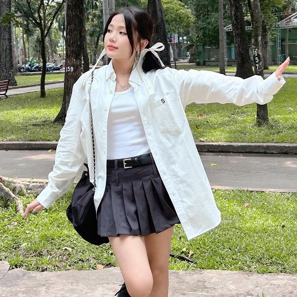 Áo sơ mi unisex form rộng thêu chữ S - Retrostyle - AosomitronchuS3071_P9K16