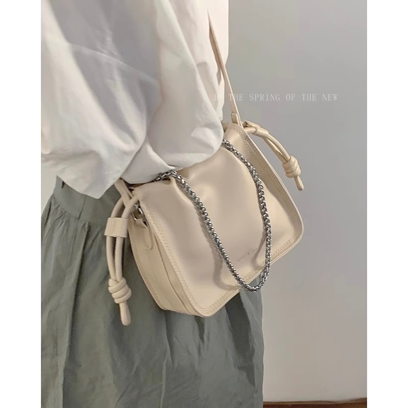 Túi đeo chéo nữ Tuinhacam túi xách nữ da xếp ly phối dây xích đơn giản đi chơi, đi làm thời trang y2k - TNC025