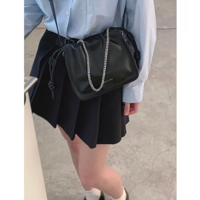 Túi đeo chéo nữ Tuinhacam túi xách nữ da xếp ly phối dây xích đơn giản đi chơi, đi làm thời trang y2k - TNC025