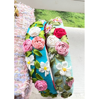 Cài tóc thêu tay Handmade by Chang(hình shop chụp)