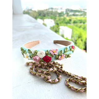 Cài tóc thêu tay Handmade by Chang(hình shop chụp)