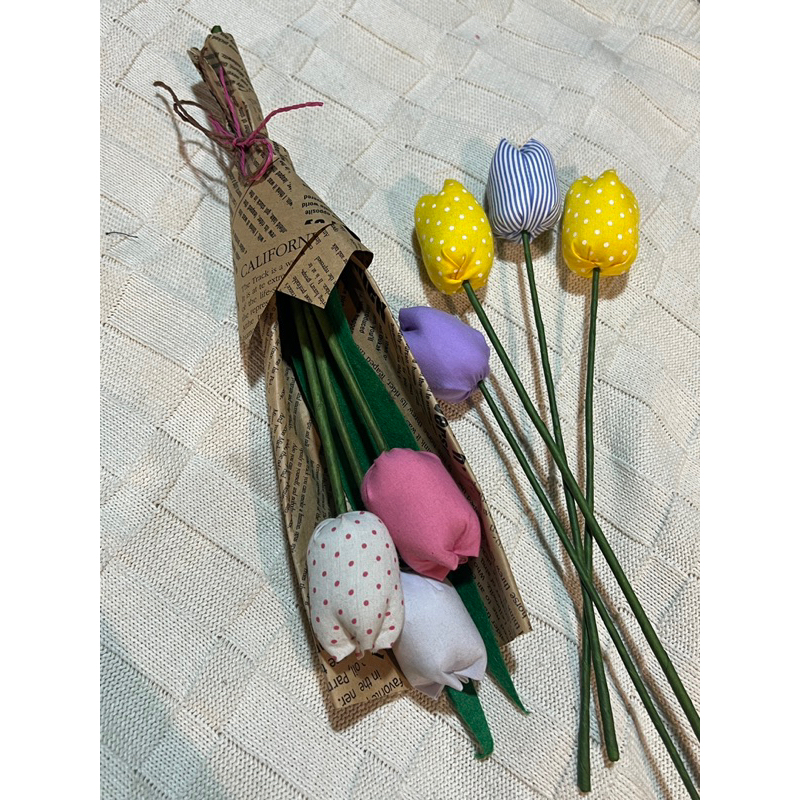 Hoa tulip vải bông lẻ
