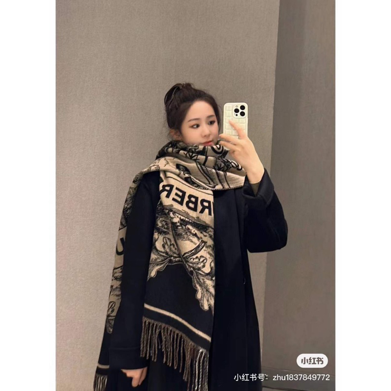 Khăn dạ 2 mặt BBR mẫu mới nhất 2023