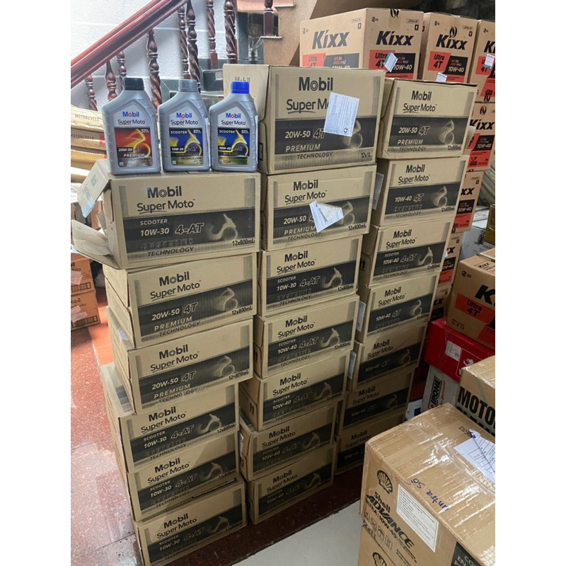 Nhớt xe tay ga Mobil Super Moto Scooter 10W40 0.8L
