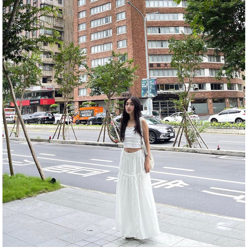 Ruly.studio - Chân váy 2 tầng trắng cột eo