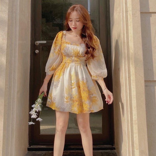 D032 - Đầm xòe họa tiết hoa vàng tay dài cổ vuông sang chảnh
