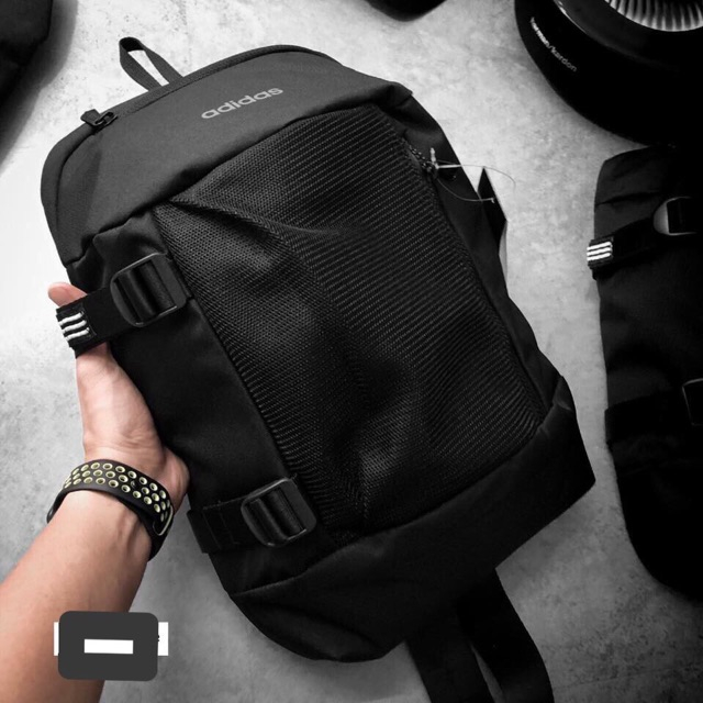 TÚI ĐEO CHÉO ADIDAS. TÚI ĐỰNG LAPTOP, MÁY TÍNH BẢNG. 37X25