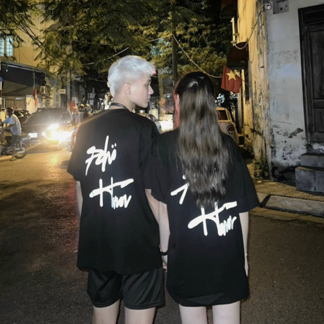 Scho Signature Tee  - Áo phông màu đen chữ kí Scho