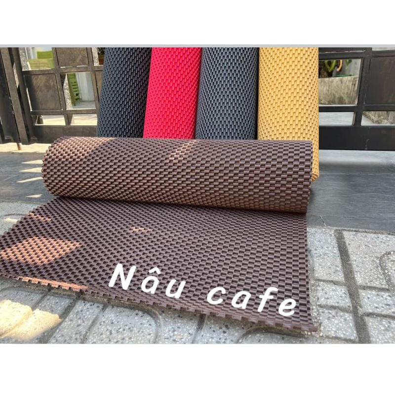 Thảm lót sàn ô tô cao su xe 4 -5- 7 chỗ các hãng, kích thước 0.6x3m