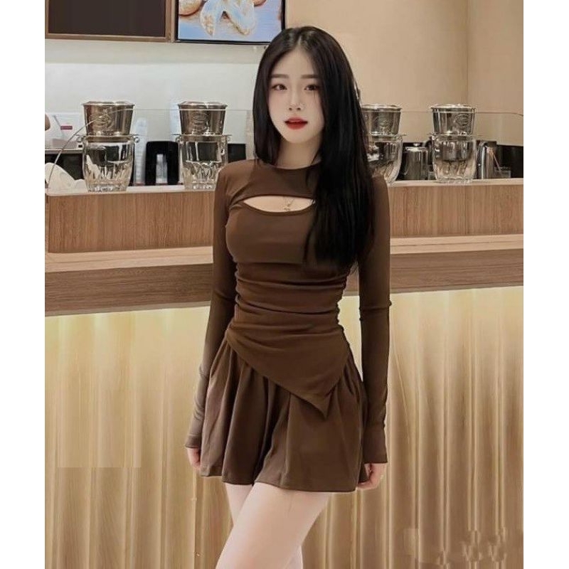 Set Áo Vạt Chéo Tay Dài Cổ Tròn Khoét Hở Ngực Và Chân Váy Xòe - Ngắn Ôm Body Sexy - Tiểu Thư Bánh Bèo Cute Sang Chảnh