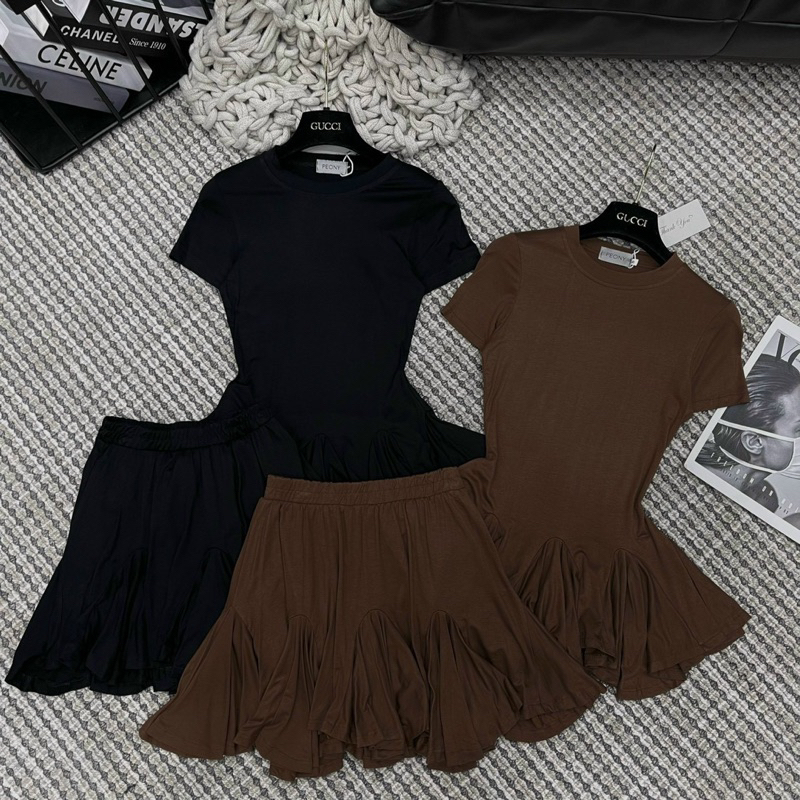 Set áo tay ngắn phối chân váy xoè