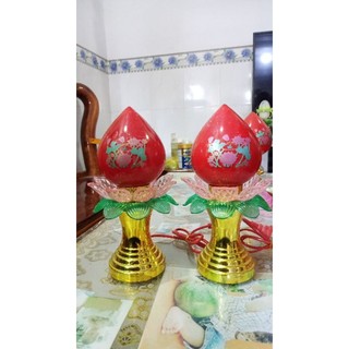 Cặp đèn bàn thờ trái đào trên bông sen kiểu dáng đẹp, sử dụng bóng đèn quả nhót