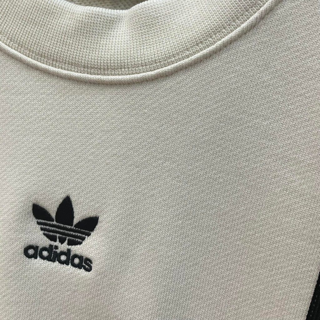 Áo Chính Hãng Adidas ADICOLOR 70S 3-STRIPES SWEATSHIRT Shop Xám Store