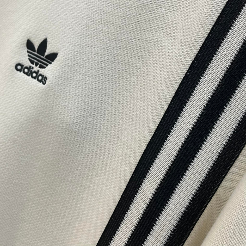 Áo Chính Hãng Adidas ADICOLOR 70S 3-STRIPES SWEATSHIRT Shop Xám Store