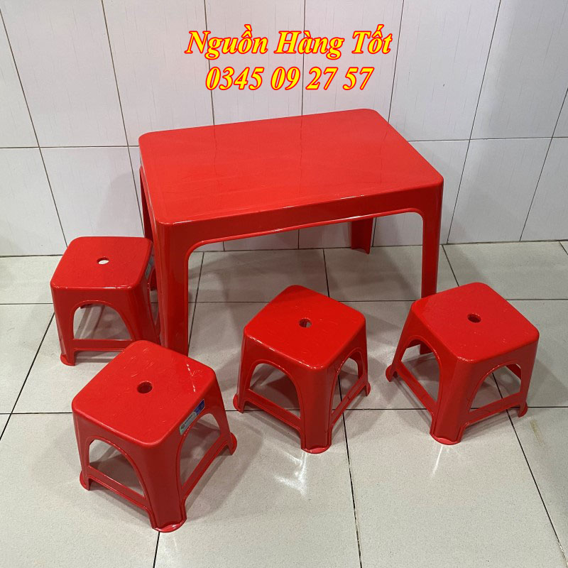 Bàn Nhựa Loại Tốt QUI PHÚC - Dùng Làm Bàn Ăn, Trà Sữa, Trà Chanh
